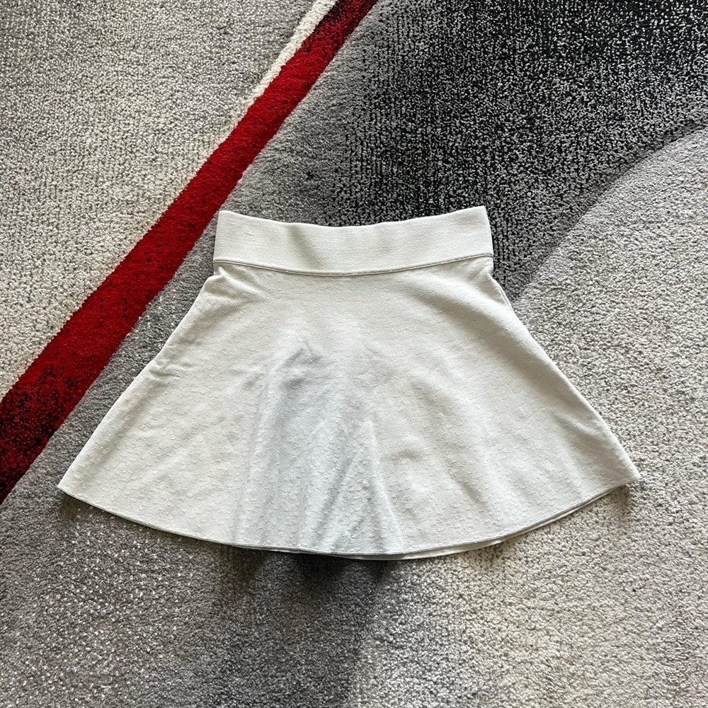 Talula Aritzia Off White Circle Mini Skirt